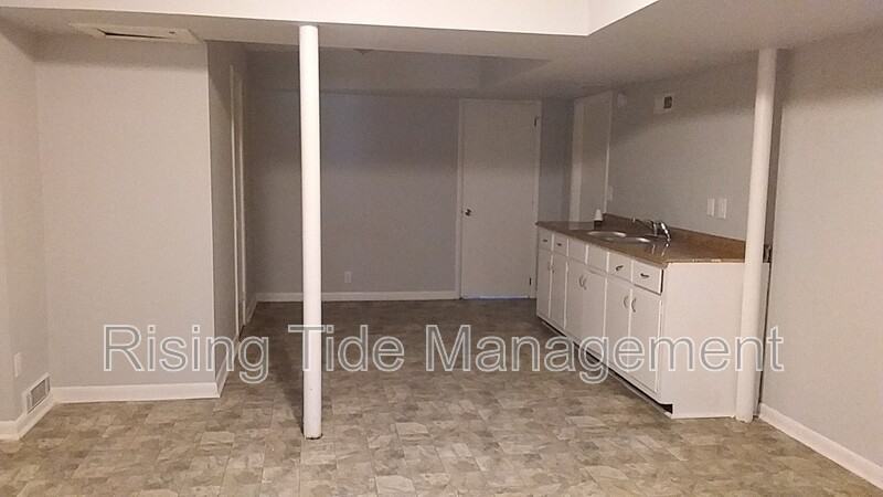 7016 Briarwood Ln - Photo 4 of 41