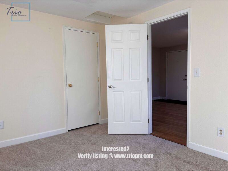 580 51st St - Photo 6 of 15