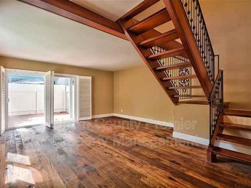 256 Juniper Ave - Photo 6 of 18