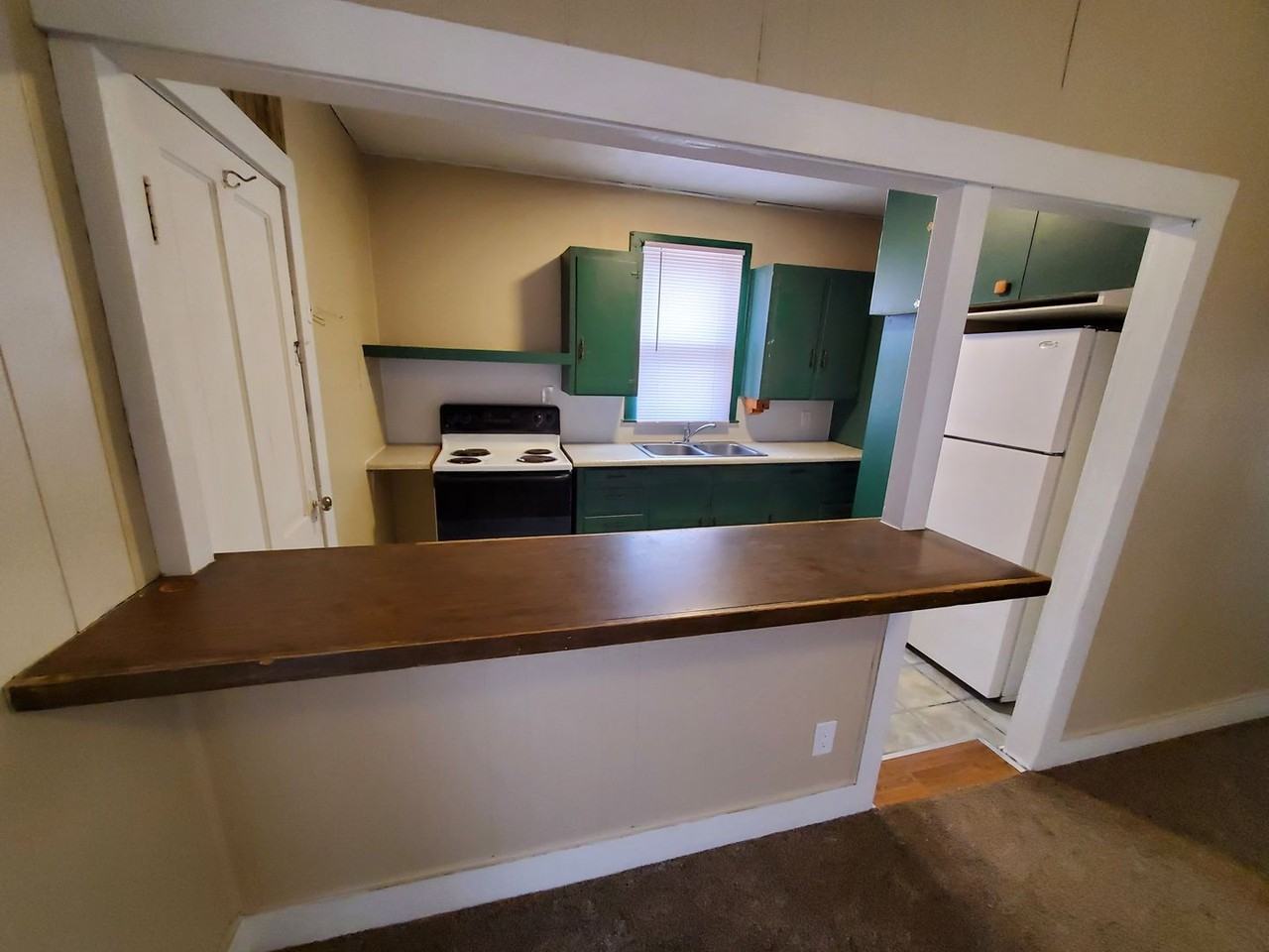 514 14th St - Photo 6 of 24