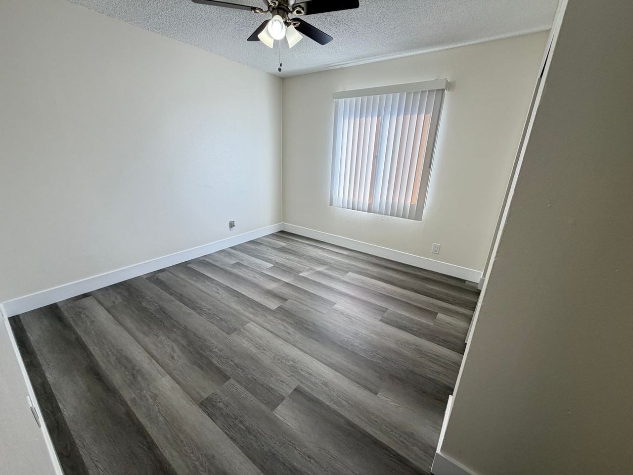 9351 Washburn Rd - Photo 6 of 16