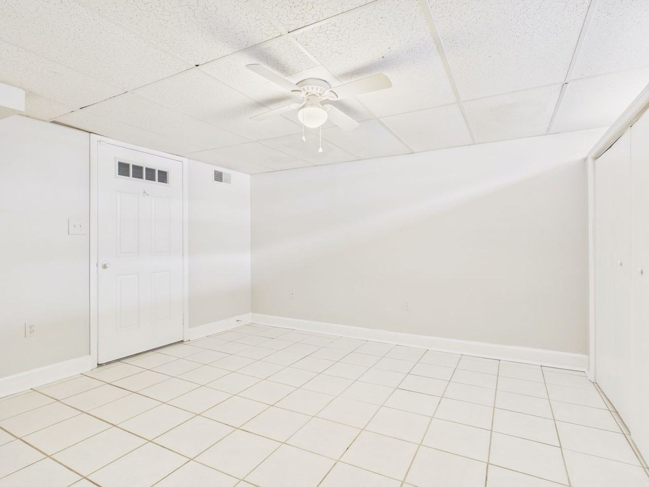 2210 Kensington St - Photo 5 of 17