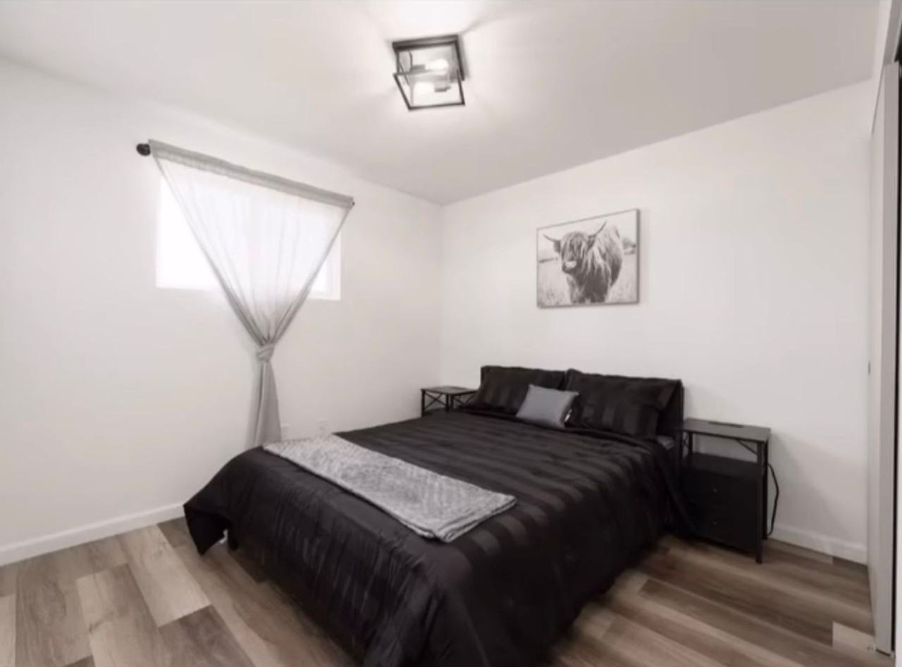 21116/21124 SE Reed Market Rd. - Photo 6 of 9