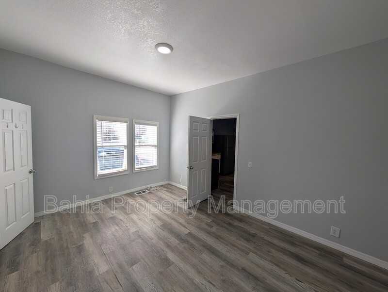 103 S Westland Ave #4 - Photo 4 of 5