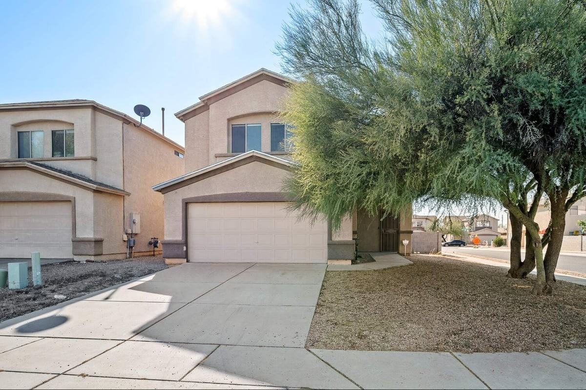 3776 E Felix Blvd - Photo 3 of 31