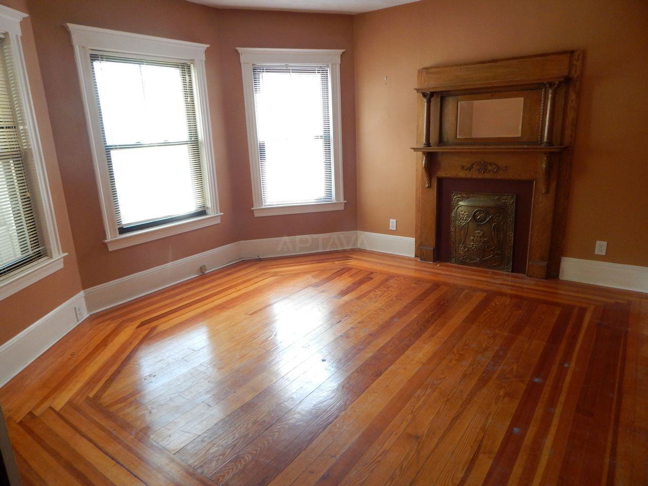 14 Walnut Rd #1 - Photo 5 of 8