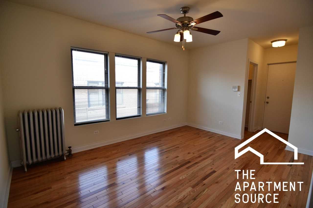 714 W Grace St #3S - Photo 5 of 9