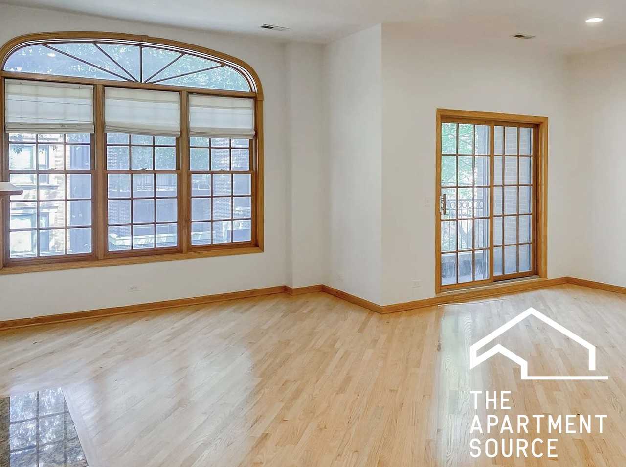 3338 N Sheffield Ave #3 - Photo 6 of 15