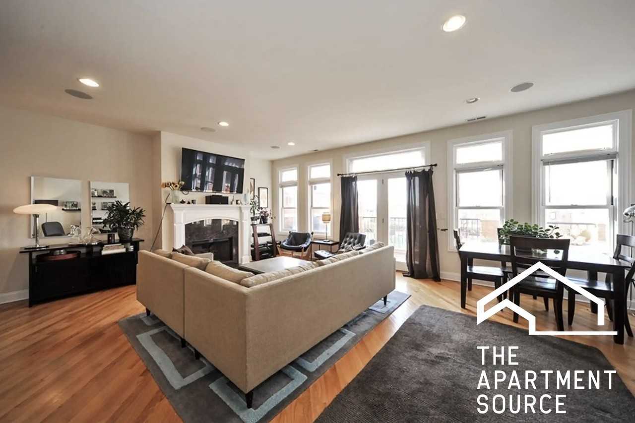 3829 N Southport Ave #2 - Photo 3 of 14