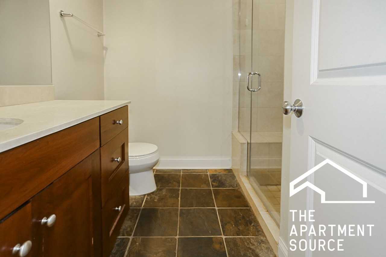 3829 N Southport Ave #2 - Photo 6 of 14