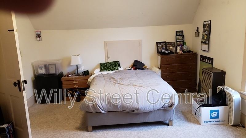 1601 Madison St - Photo 7 of 9