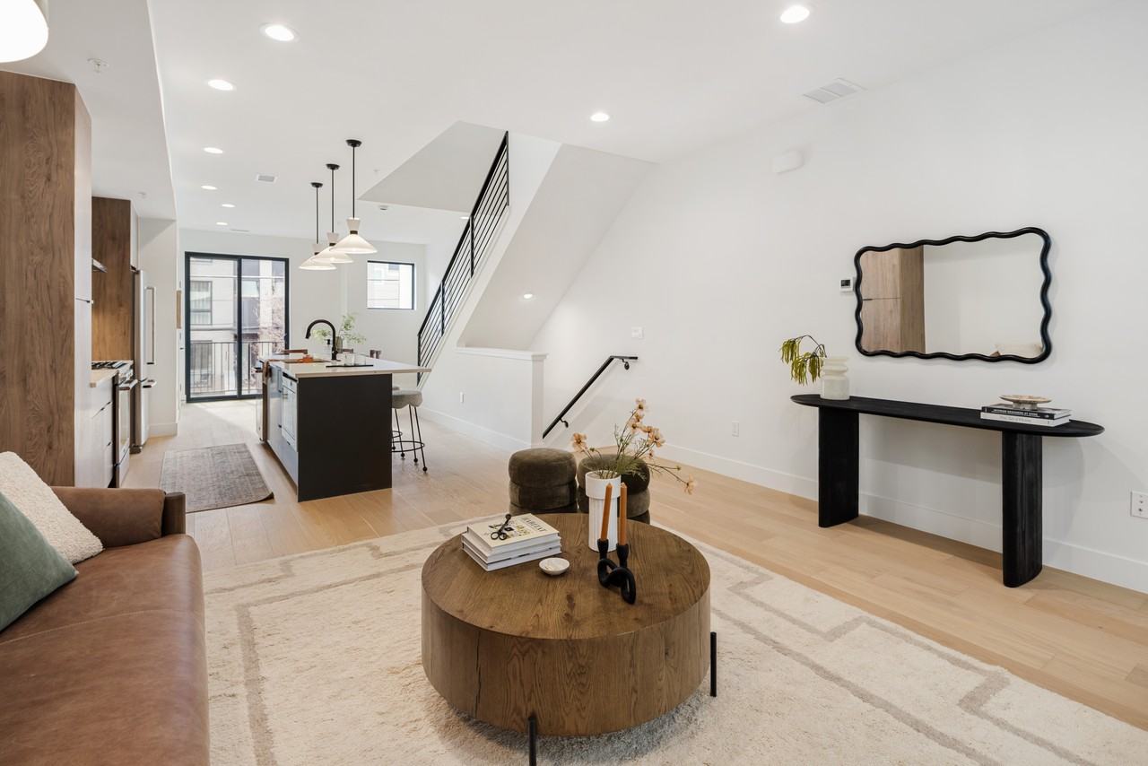 4425 W 45th Ave - Photo 2 of 16