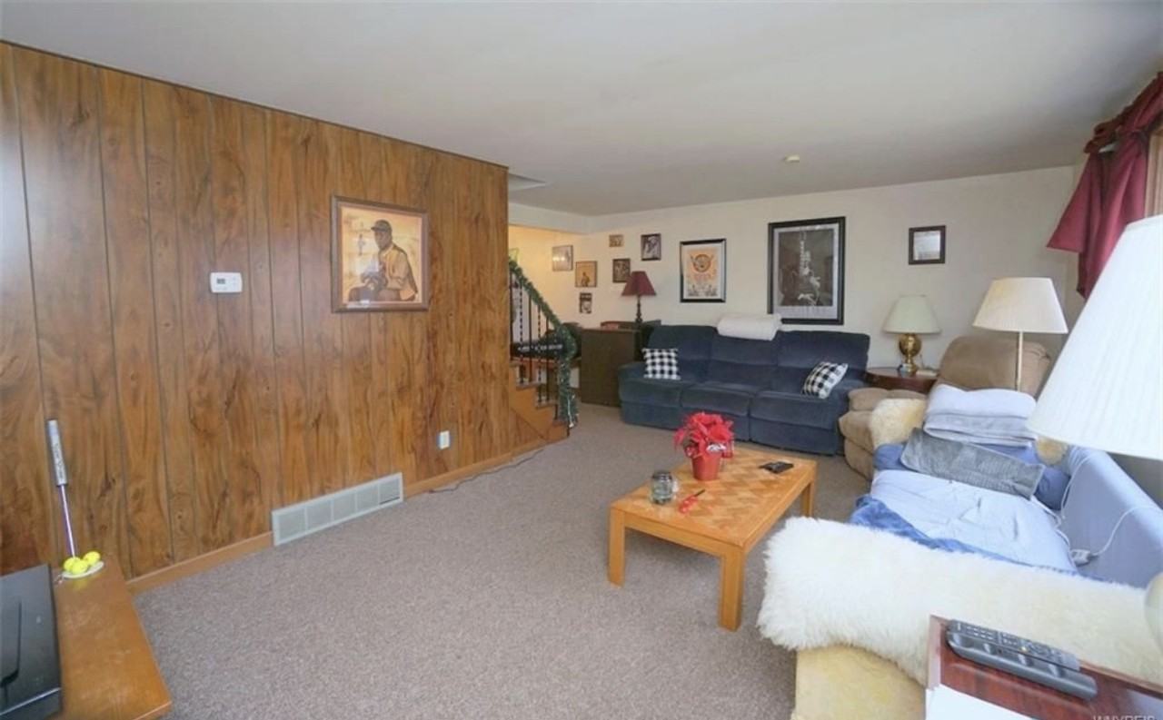 225 Sunshine Dr #225 - Photo 2 of 14