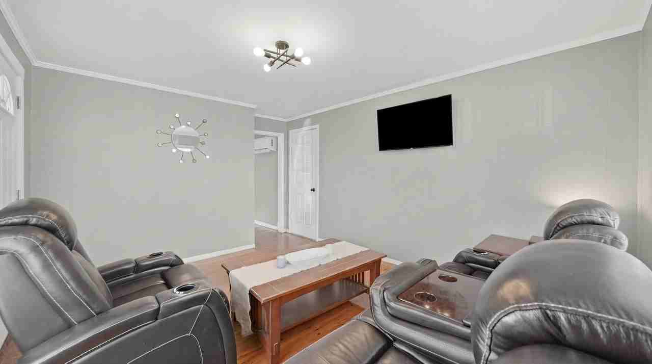 3703 Redding Rd #NA - Photo 5 of 16