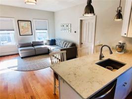 featured image of 40 Simmons St ##1