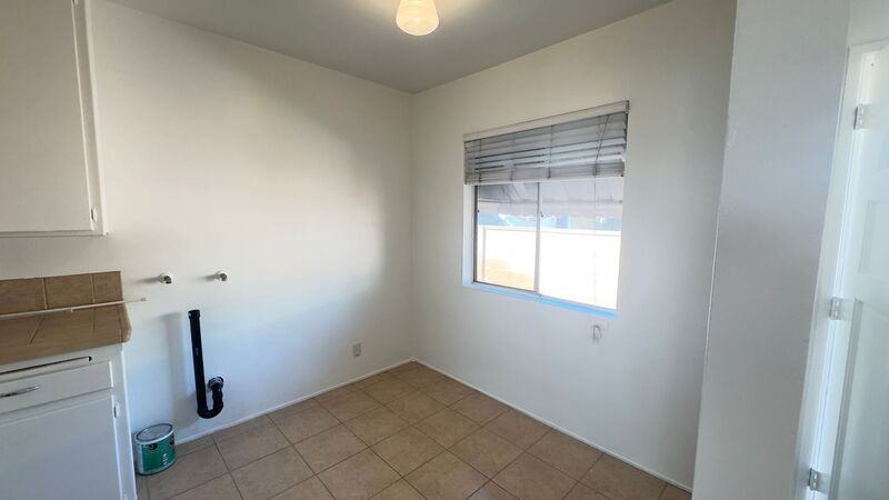 12114 Rosecrans Ave - Photo 5 of 12