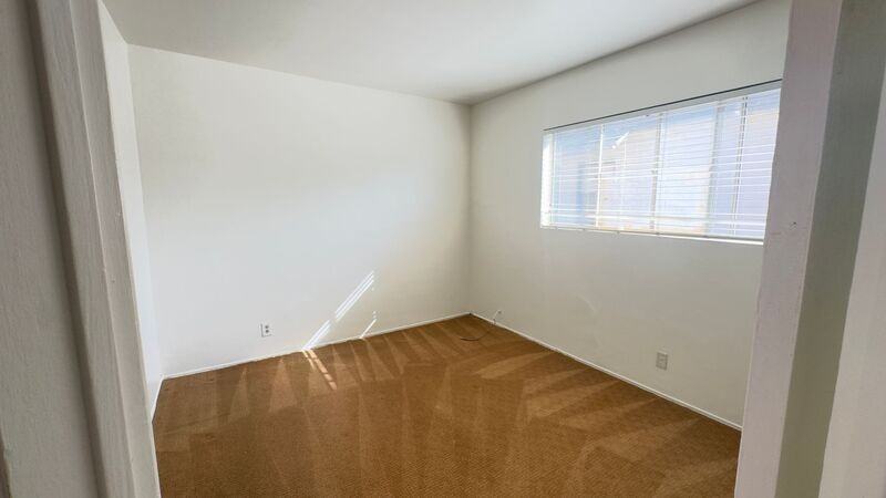 12114 Rosecrans Ave - Photo 7 of 12