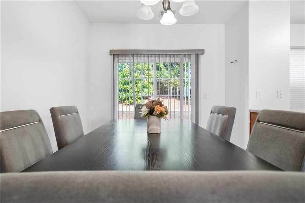 2992 Deerborne Ct Sw - Photo 7 of 18