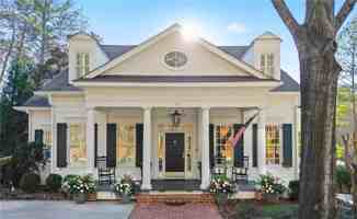 featured image of 102 N Cove Dr