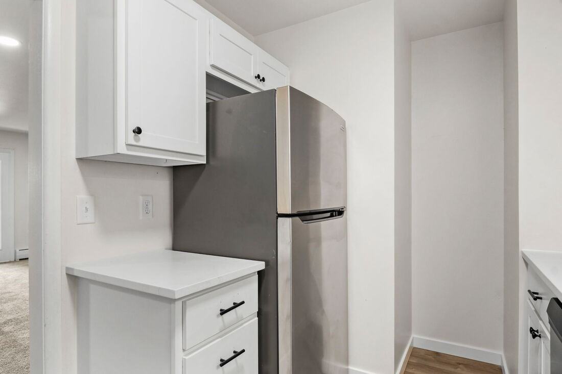 4930 Whitcomb Dr #4930-7 - Photo 3 of 14