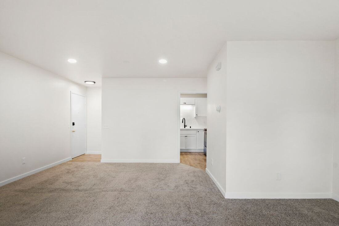 4930 Whitcomb Dr #4930-7 - Photo 4 of 14