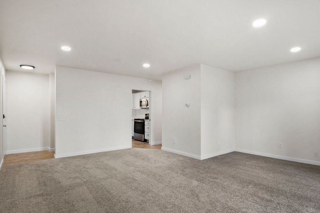 4930 Whitcomb Dr #4930-7 - Photo 5 of 14