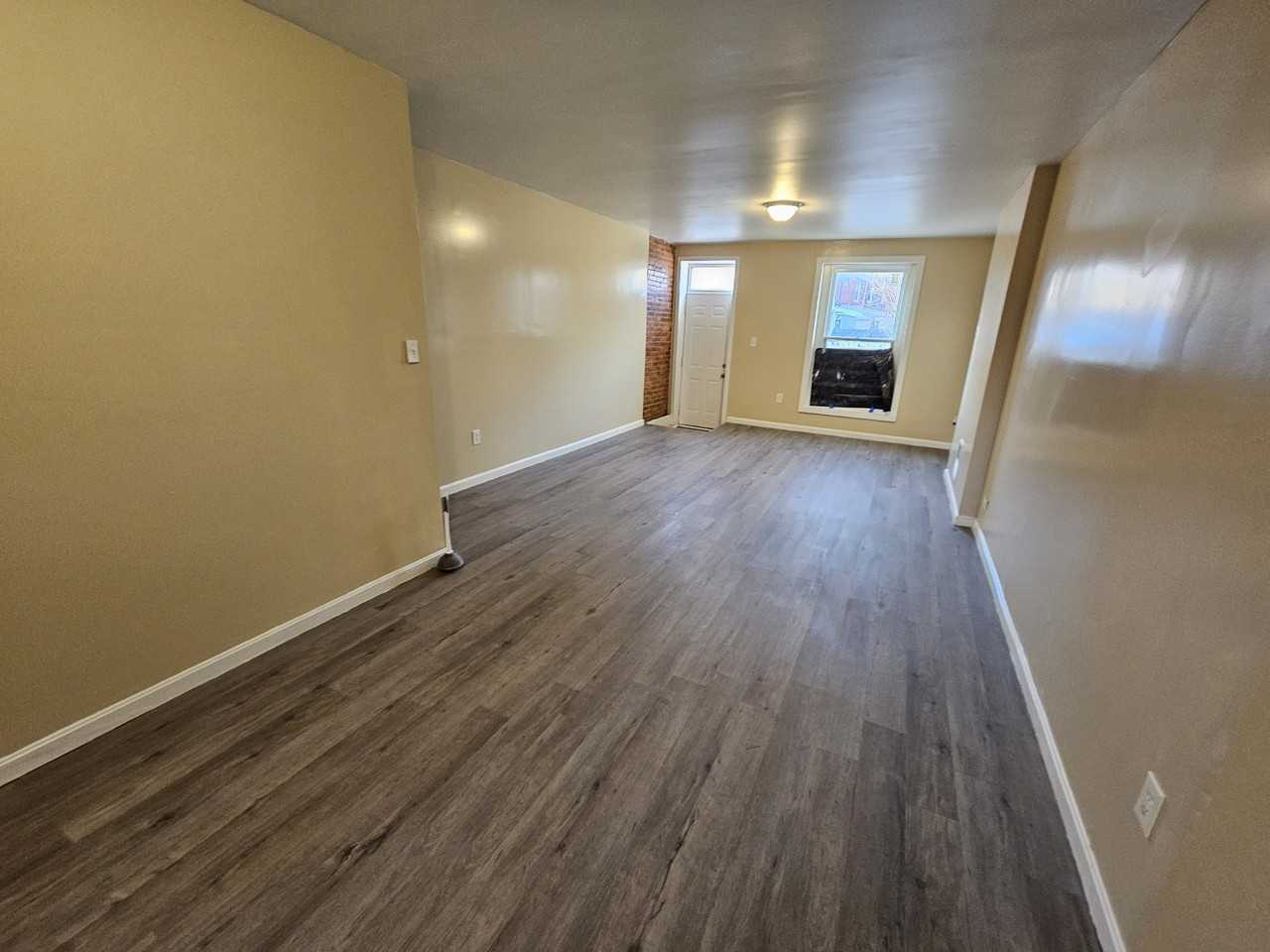 2225 Ashton St #TH - Photo 5 of 7