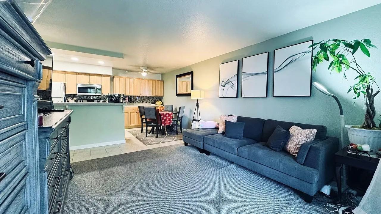 466 Crescent St - Photo 2 of 16