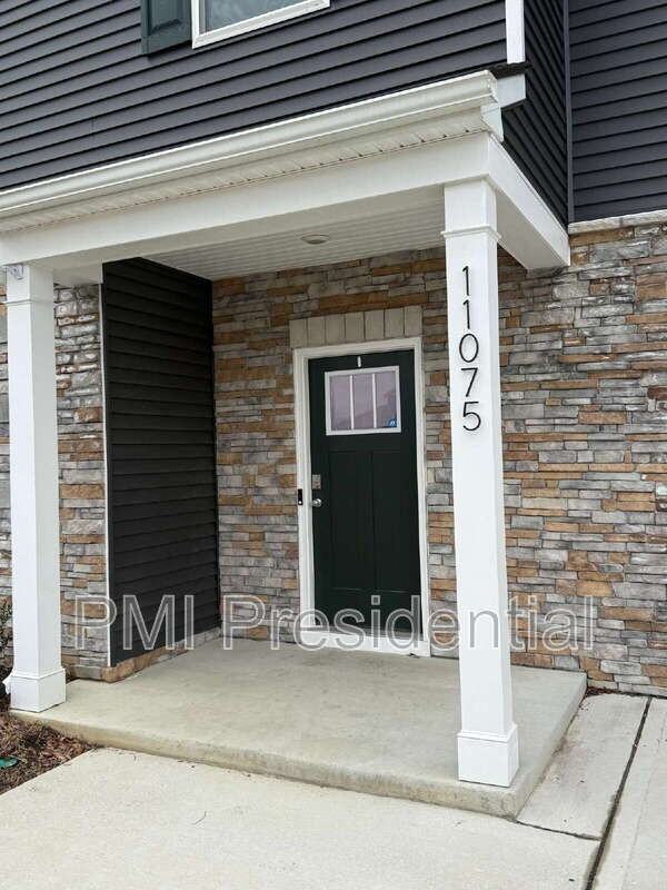 11075 Chappell Creek Cir - Photo 2 of 25