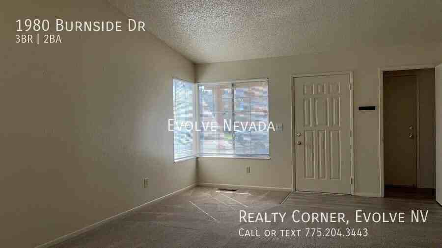 1980 Burnside Dr - Photo 3 of 23