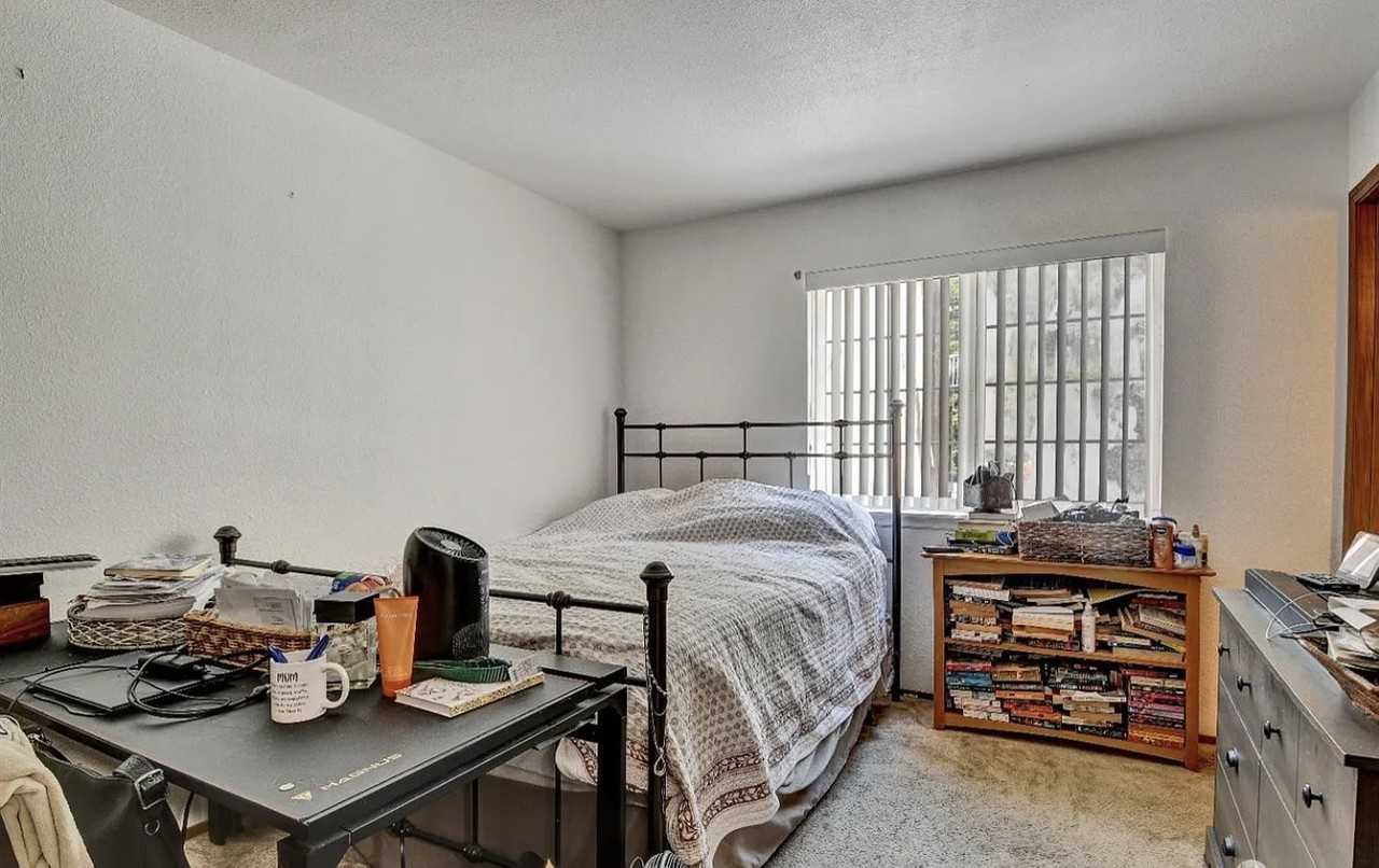 1020 San Gabriel Cir - Photo 3 of 10