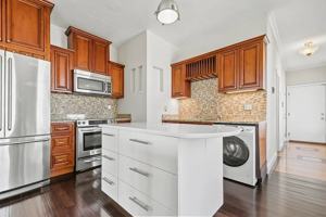 featured image of 52 Providence St