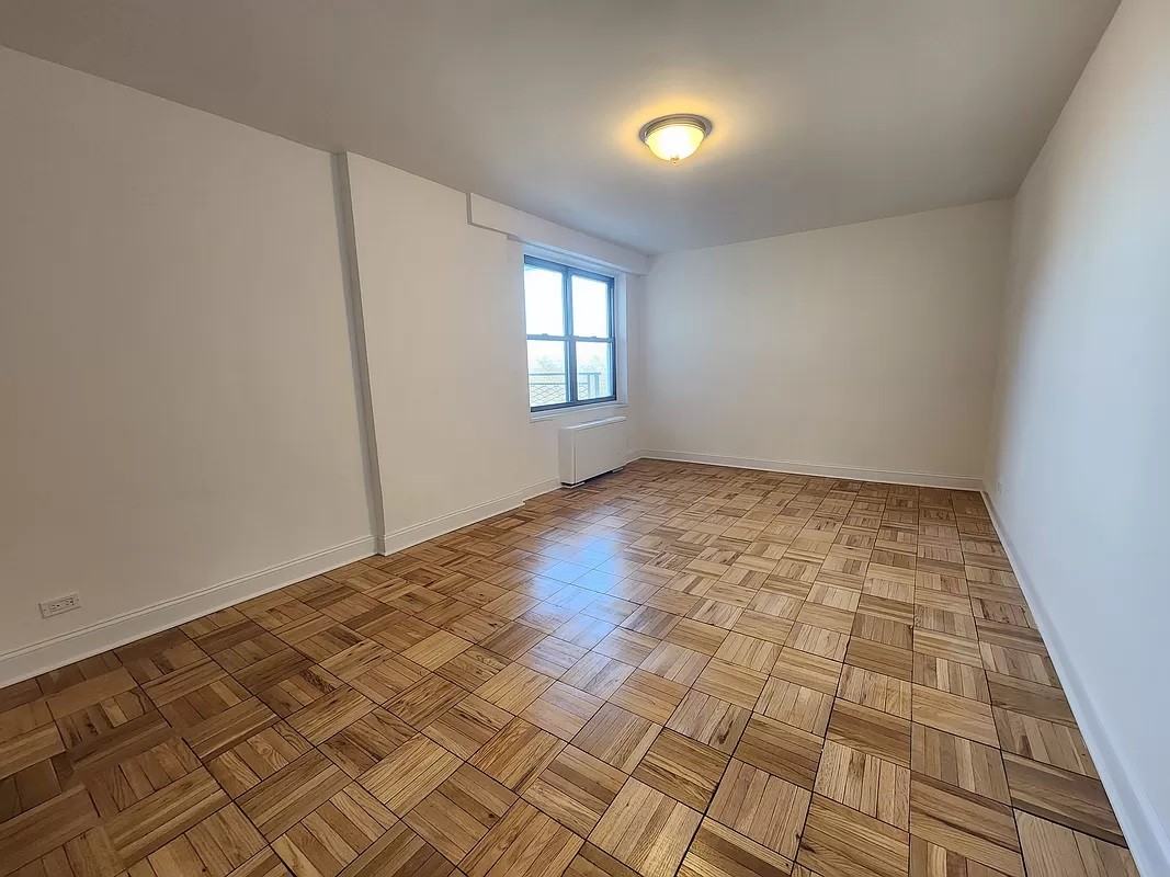 25 Hamilton Ter - Photo 2 of 5