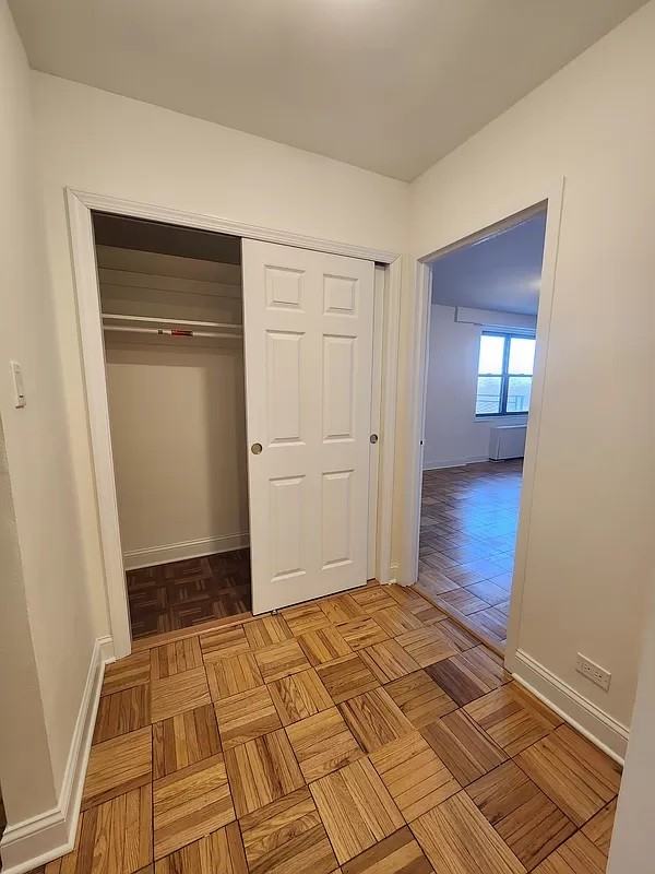 25 Hamilton Ter - Photo 3 of 5