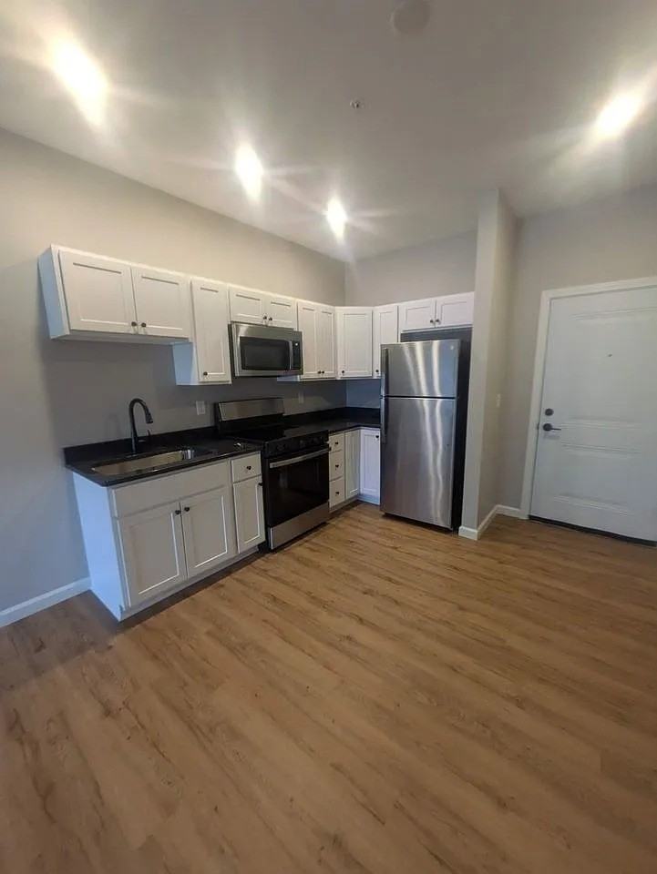 80 Main St - Photo 7 of 7