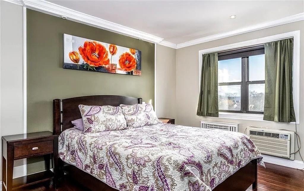 266 Pelham Rd - Photo 6 of 11