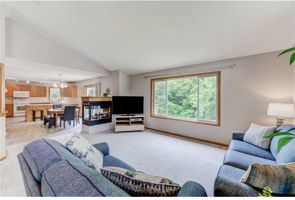 4487 Mason Ave Ne - Photo 6 of 16