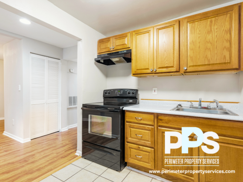 195 Randolph St Ne #15 - Photo 2 of 17