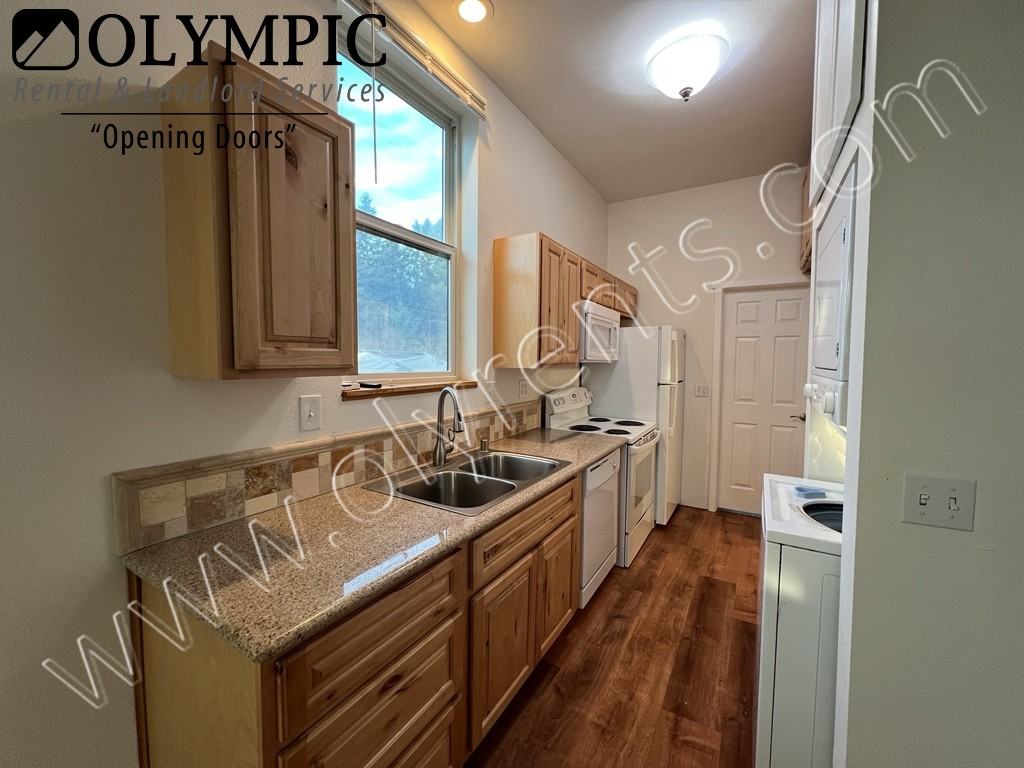 7625 Atchinson Dr Se - Photo 4 of 11