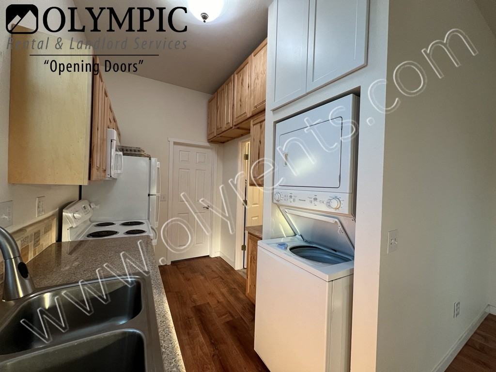 7625 Atchinson Dr Se - Photo 5 of 11