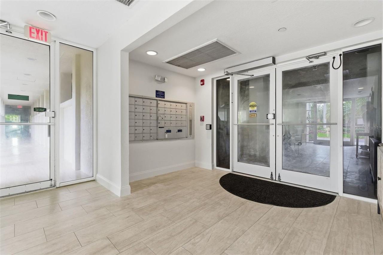 4750 Dolphin Cay Ln S #408 - Photo 3 of 30