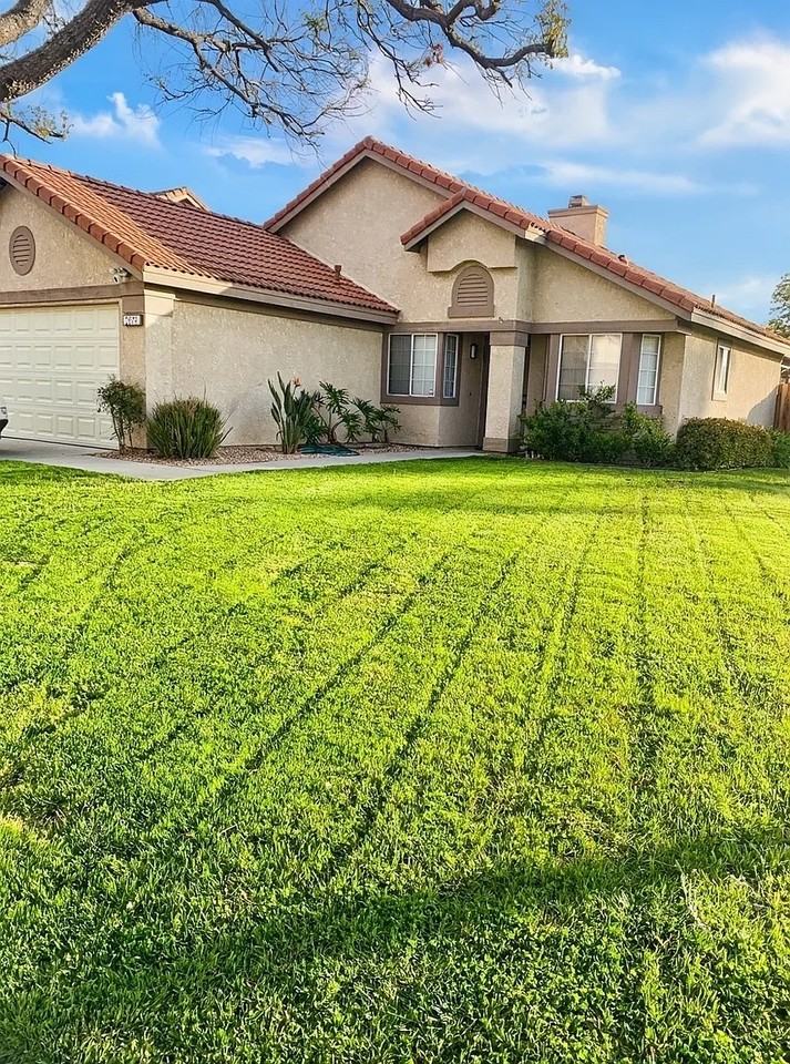 2579 Belmont Way - Photo 2 of 18