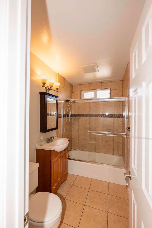 231 1/2 N Juanita Ave - Photo 7 of 9