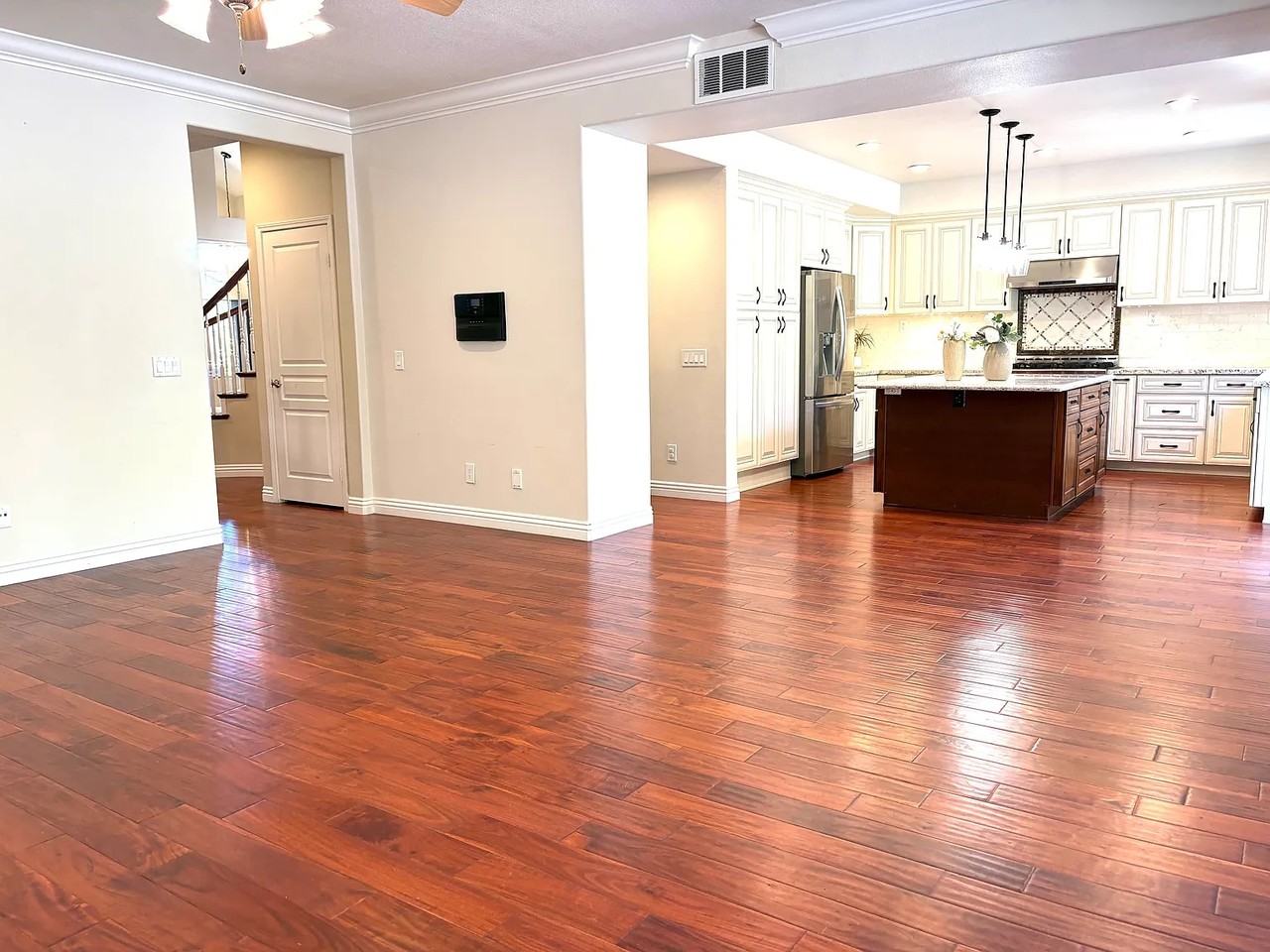 27972 Loretha Ln - Photo 3 of 13