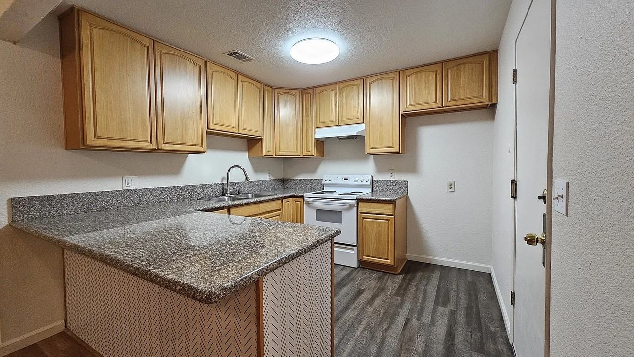 4005 Tresler Ave - Photo 6 of 18