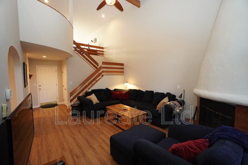 9163 Cactus Ct - Photo 4 of 31