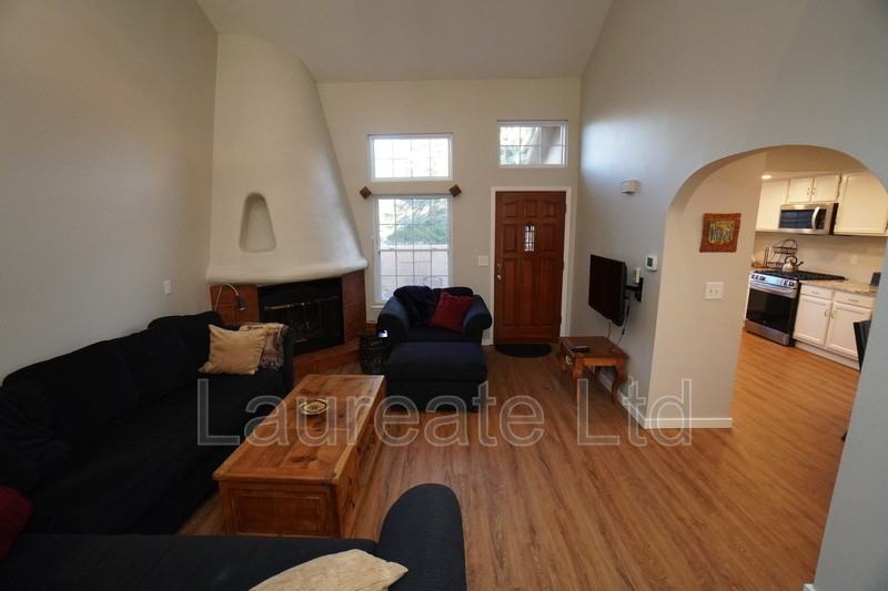 9163 Cactus Ct - Photo 5 of 31