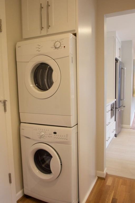 7634 20th Ave Ne - Photo 3 of 5