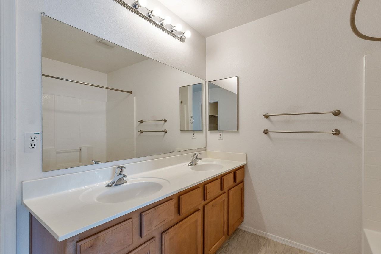 2993 W Dancer Ln - Photo 7 of 14