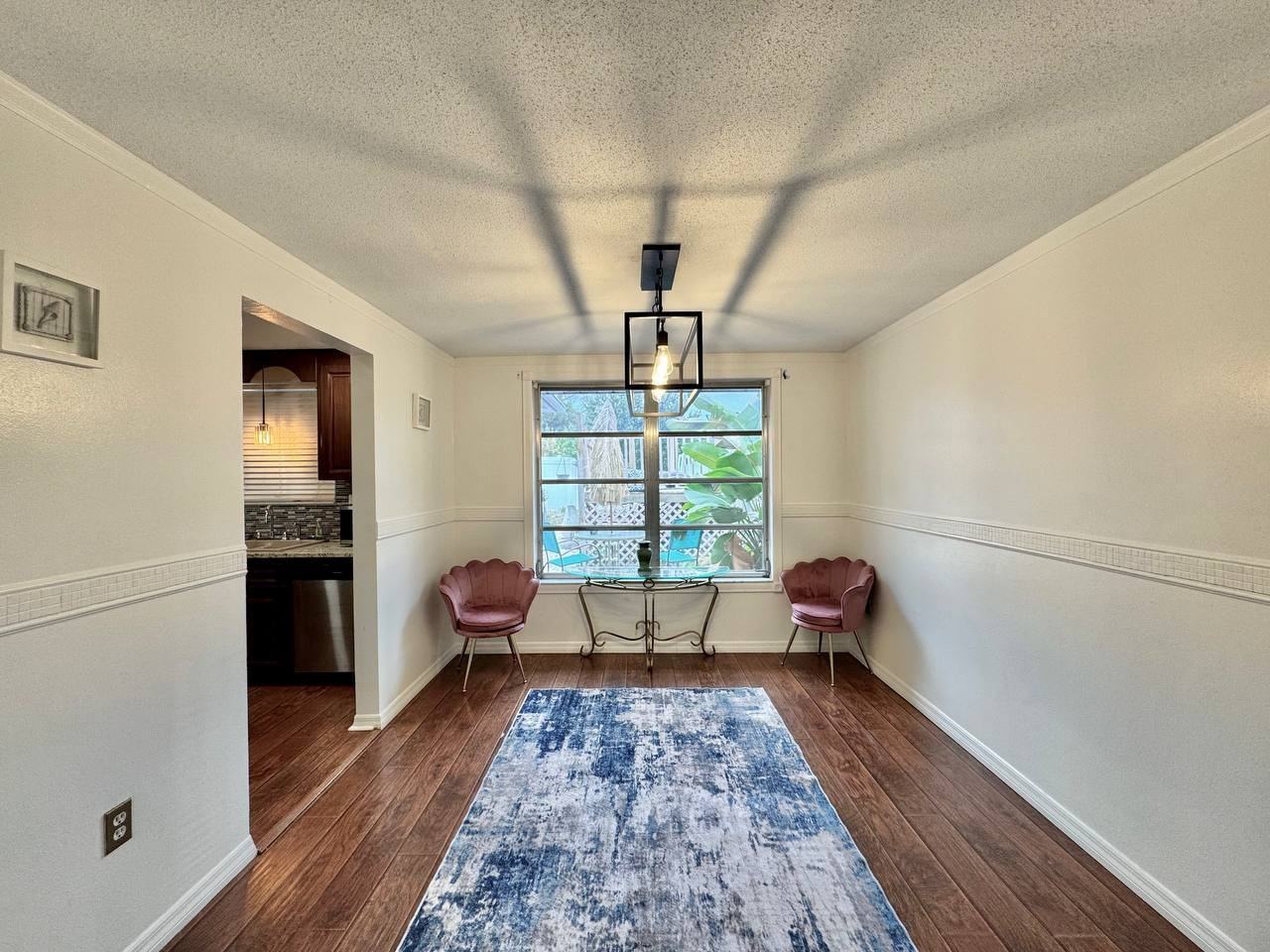 7514 Spirea Dr - Photo 7 of 32